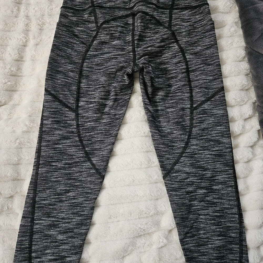 Victoria Sport Black and Gray Leggings